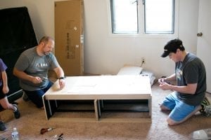 mission makers red mountain grace volunteers set up new apartments april 2018