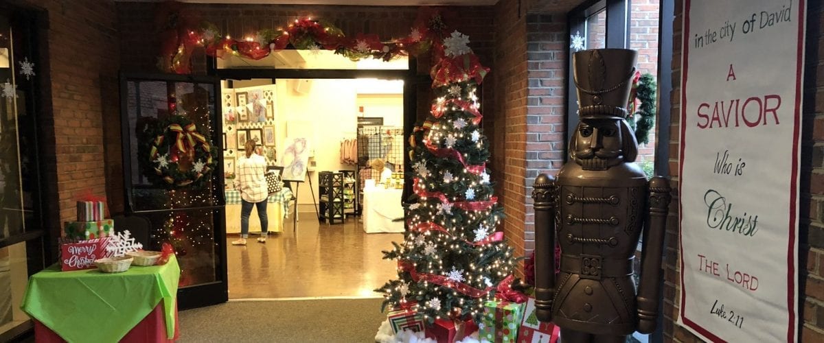 Briarwood Christmas Shop Entry