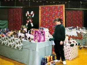 Cover Story Sarah White Christmas Shop 1993JPG WENDY write on pic Circa.1993