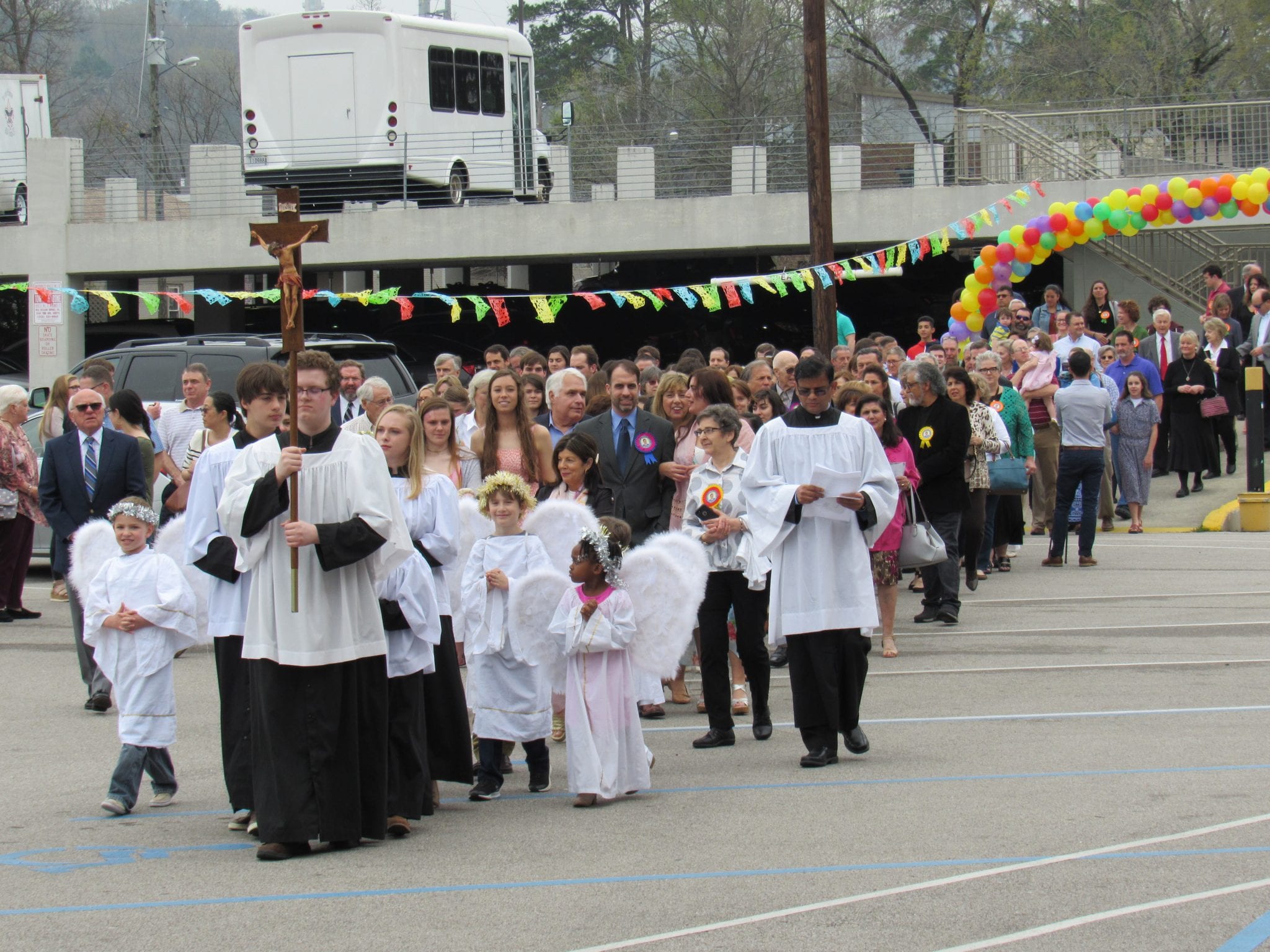 church leader priestn anniversary procession IMG 1512