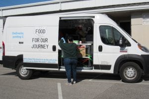 church leaders food drive ols food truck IMG 2206