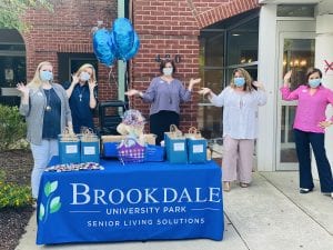 Senior Scene Brookdale healthcare worker image