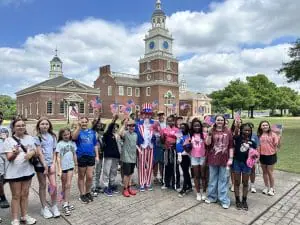 Students outside Independence Hall