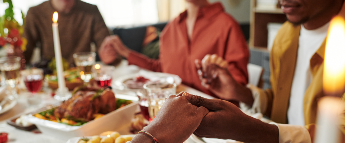 Thanksgiving table